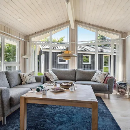 Holiday home Gorgeous In With Sauna
