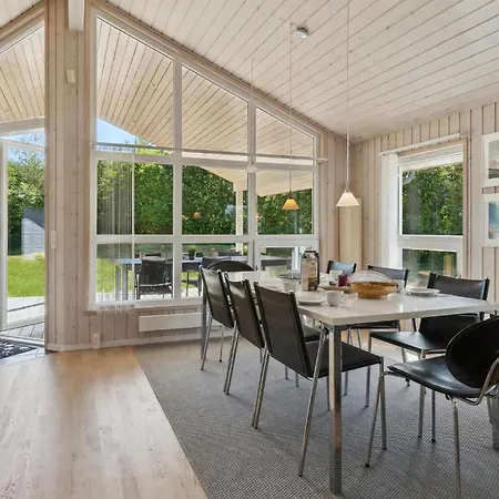 Gorgeous In With Sauna Holiday home