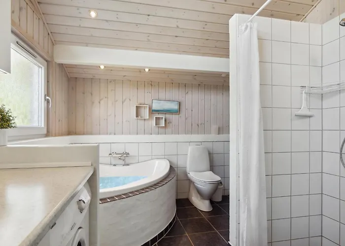 Holiday home Pet Friendly In With Sauna *